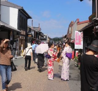 犬山城下町風景（犬山市提供）