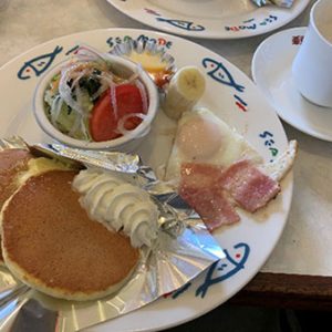 ドリンク代プラス200円で食べられるメニュー