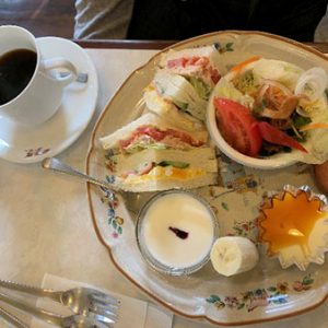 ドリンク代プラス200円で食べられるメニュー