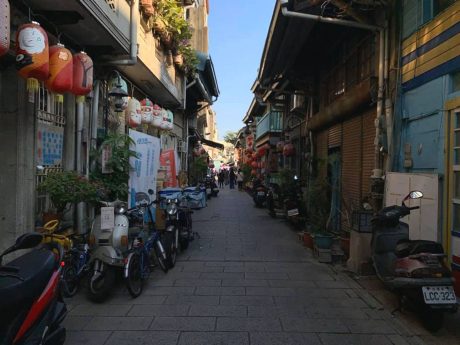 台南を代表するオールドストリート神農街