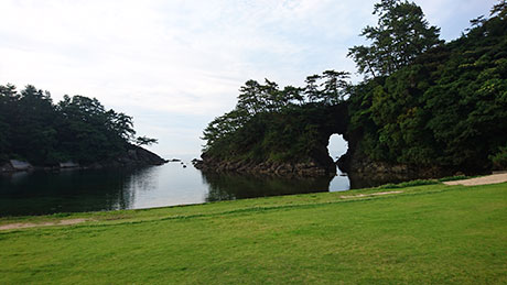 名勝高浜八穴・明鏡洞