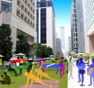 ウォーカブル船場2020社会実験（11/8@大阪市中央区高麗橋３丁目） 車両通行止めにより、街路空間の再編を可視化