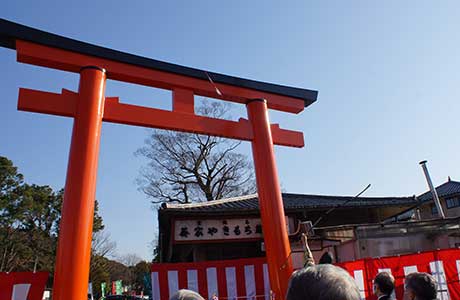 「大鳥居」の完成を祝うくぐり初め式（令和2年12月）