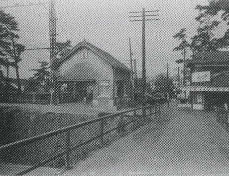 水害前の芦屋川駅、北側の桜橋から(出典:精道村のあゆみ)