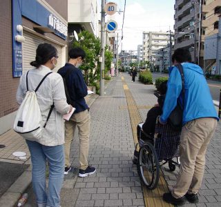 まちあるきの様子