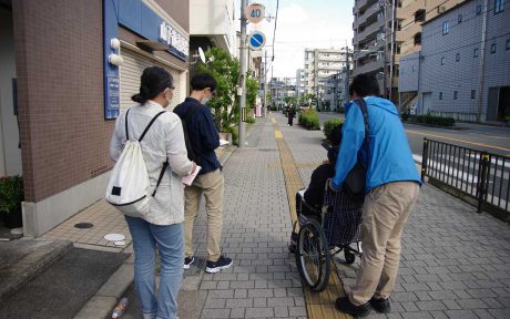 まちあるきの様子