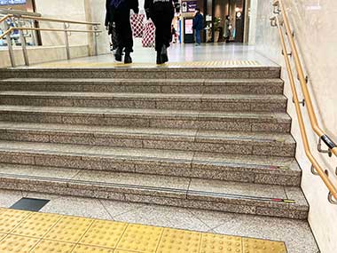 大阪駅の段差