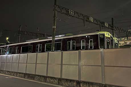 やまんば電車:寝過ごすと、やまんばが出てきて食べられる。逃げるには「ひのかみひのかみ」と唱える。(息子談)