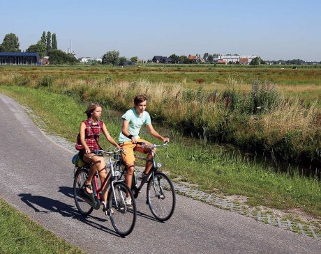 オランダの田舎道にて