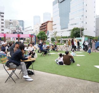 「京橋にぎわいマルシェ」の様子